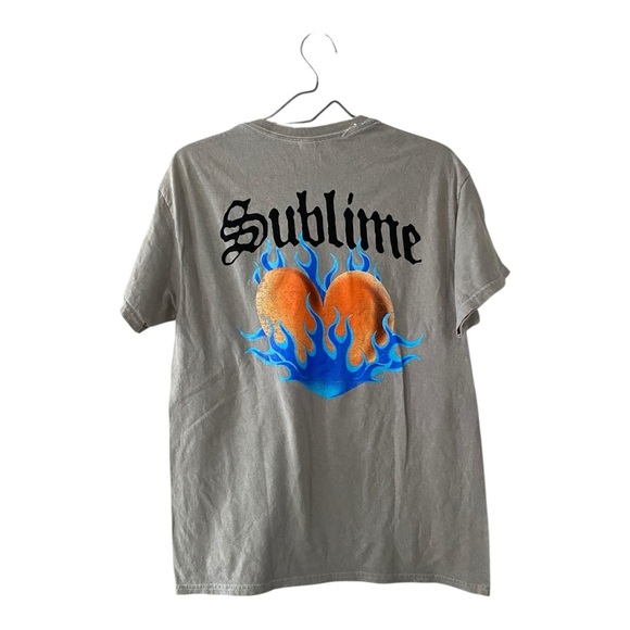 Sublime Tan Flaming Heart Graphic T Shirt Size Small Short Sleeves Cotton Tee - Picture 2 of 7